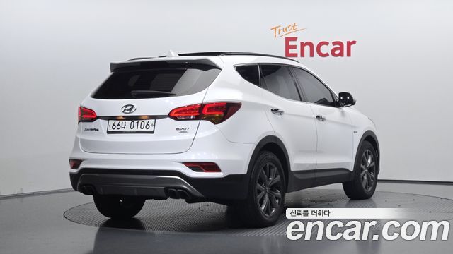 Hyundai Santafe 2017 — photo 2
