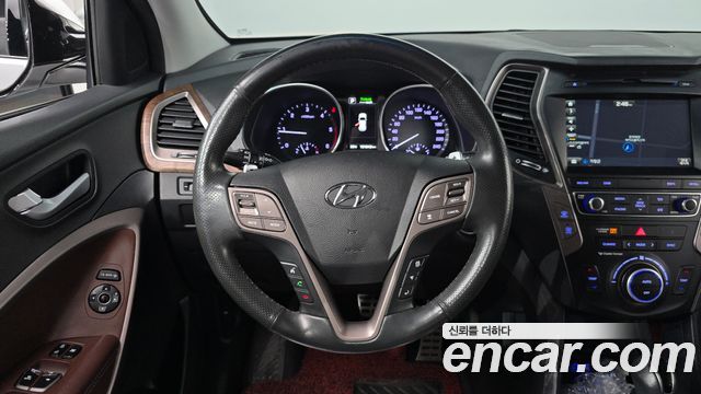 Hyundai Santafe 2017 — photo 19