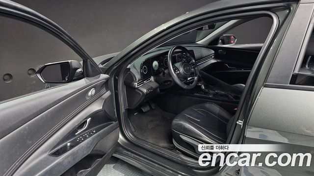 Hyundai AVANTE 2023 — photo 10