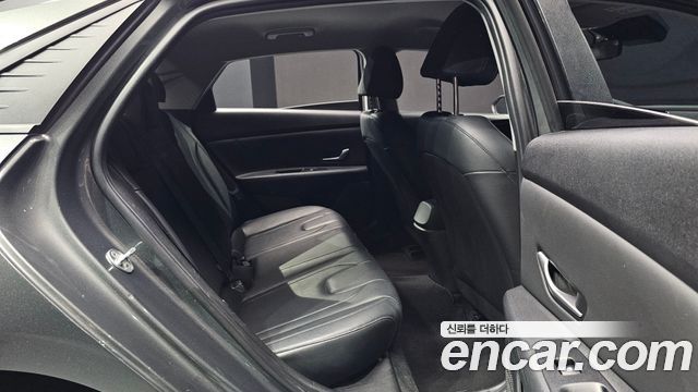 Hyundai AVANTE 2023 — photo 12