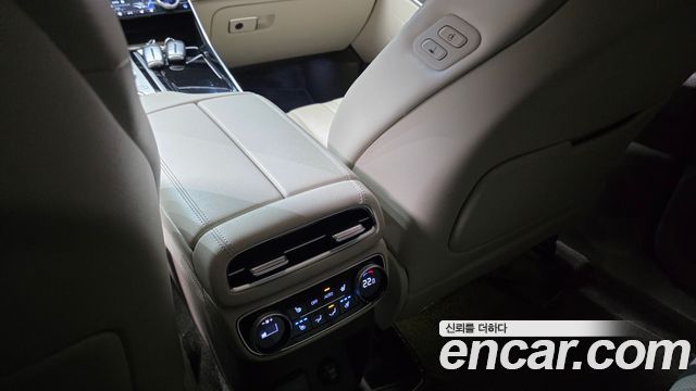 Genesis GV80 2023 — photo 26