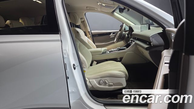 Genesis GV80 2023 — photo 16