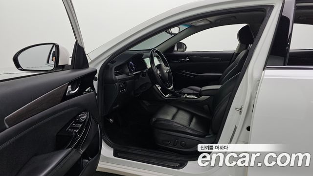 Kia K7 2021 — photo 13