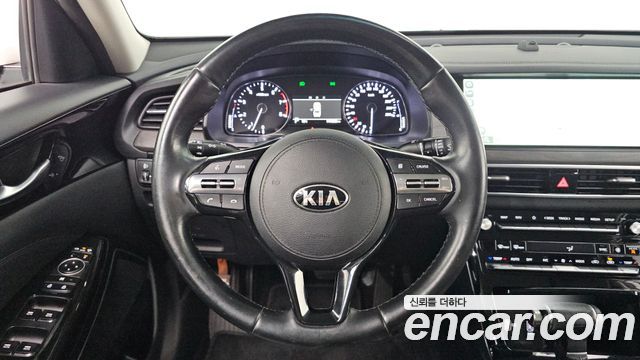 Kia K7 2021 — photo 21