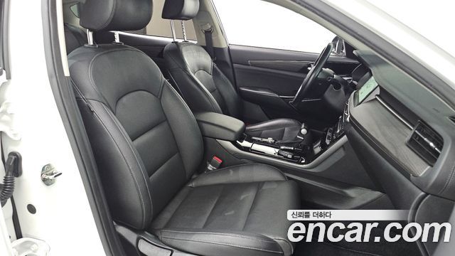 Kia K7 2021 — photo 25