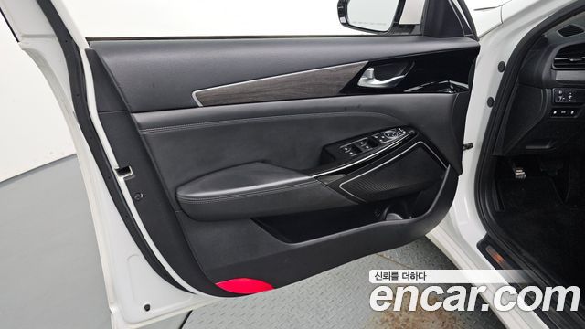 Kia K7 2021 — photo 14