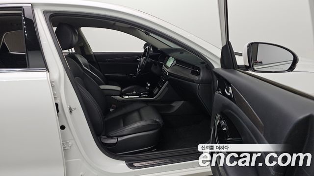 Kia K7 2021 — photo 16