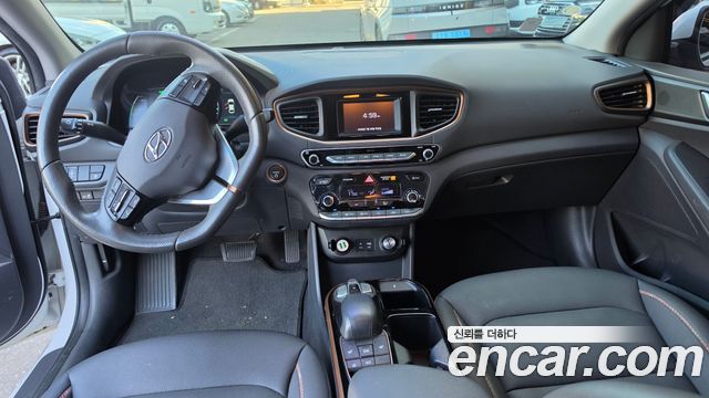 Hyundai Ioniq 2018 — photo 8