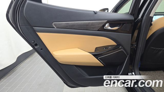 Kia K7 2020 — photo 15