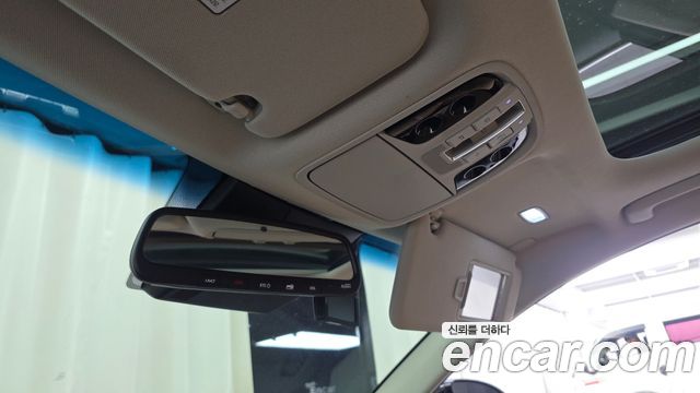 Kia K7 2020 — photo 31