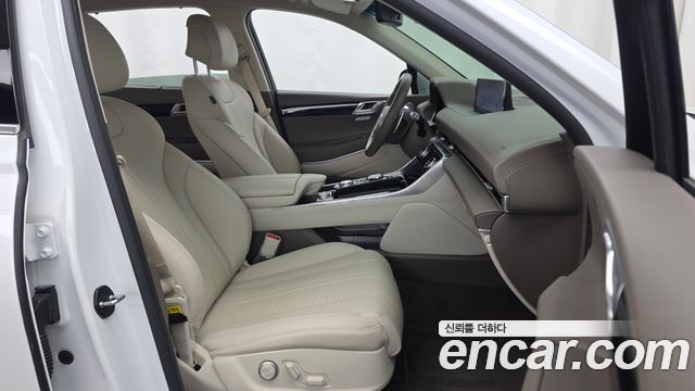 Genesis GV80 2023 — photo 17