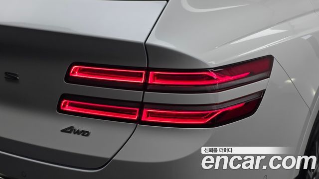 Genesis GV80 2023 — photo 9