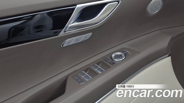 Genesis GV80 2023 — photo 29