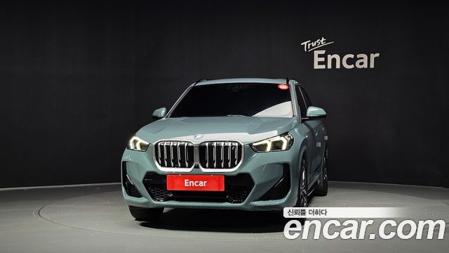 BMW iX1 2023 — photo 3