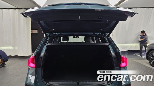 BMW iX1 2023 — photo 24