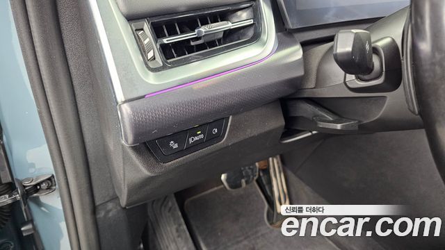 BMW iX1 2023 — photo 27