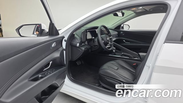 Hyundai AVANTE 2026 — photo 10