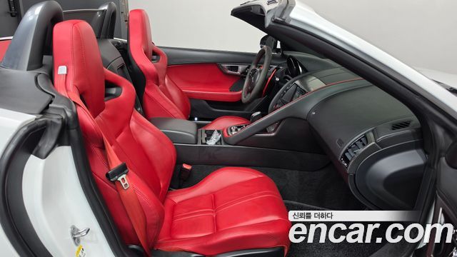 Jaguar F-TYPE 2016 — photo 11