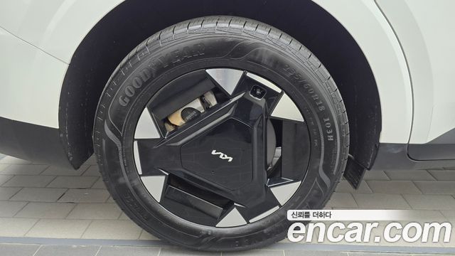 Kia Canival 2025 — photo 5