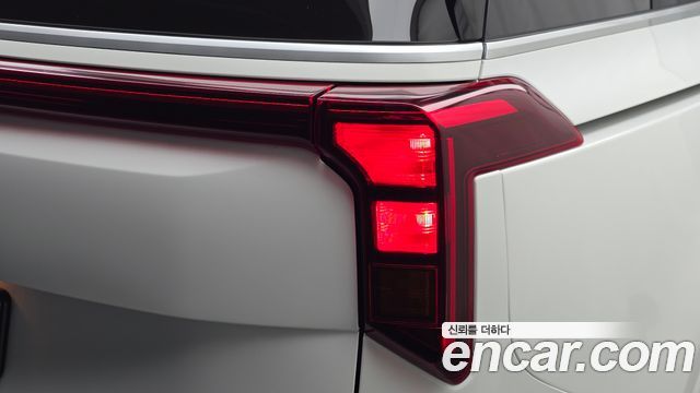 Kia Canival 2025 — photo 9