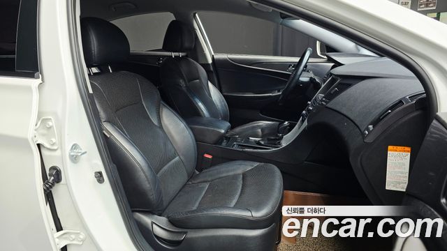 Hyundai Sonata 2014 — photo 12