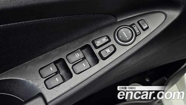 Hyundai Sonata 2014 — photo 15
