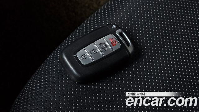 Hyundai Sonata 2014 — photo 18