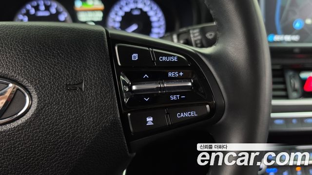 Hyundai Grandeur 2017 — photo 23