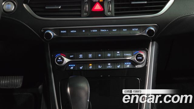 Hyundai Grandeur 2017 — photo 39