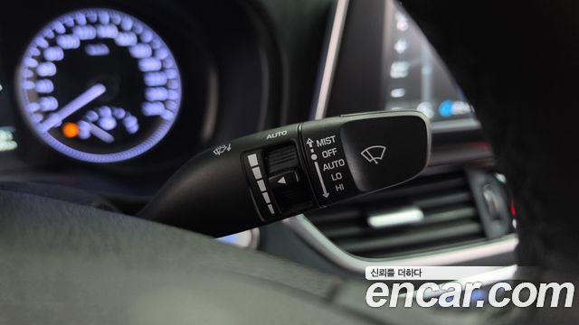 Hyundai Grandeur 2017 — photo 40