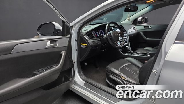 Hyundai Sonata 2018 — photo 10