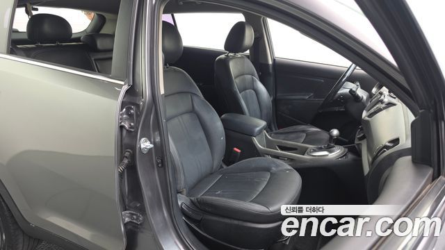 Kia Sportage 2016 — photo 12