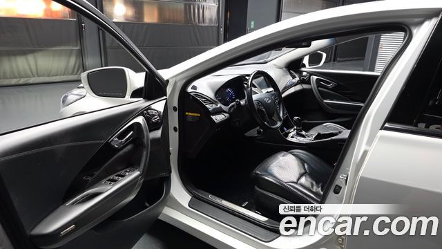 Hyundai Grandeur 2014 — photo 10