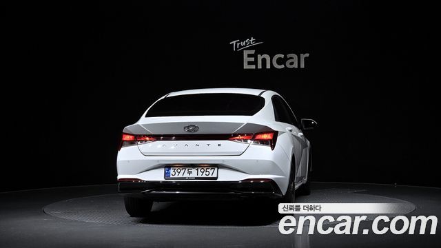 Hyundai AVANTE 2023 — photo 4
