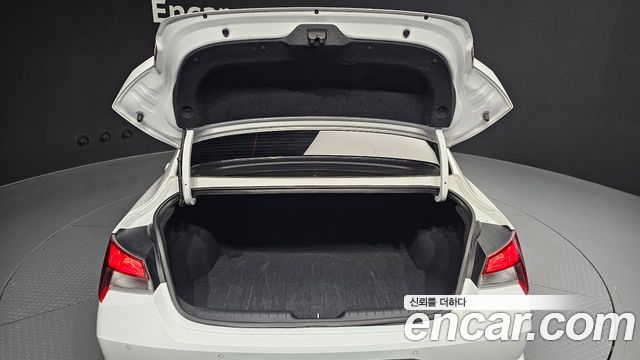 Hyundai AVANTE 2023 — photo 26