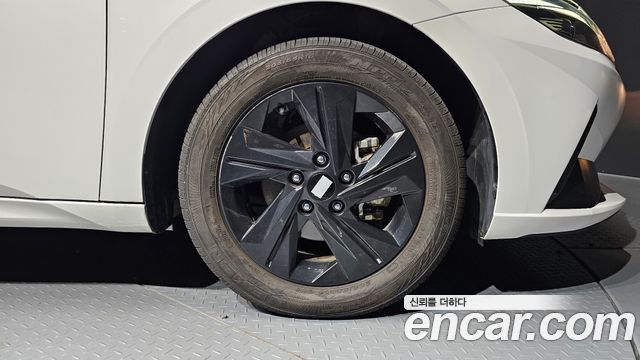 Hyundai AVANTE 2023 — photo 7