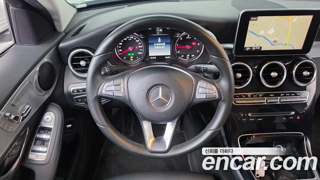Mercedes-Benz C-Class 2016 — photo 19