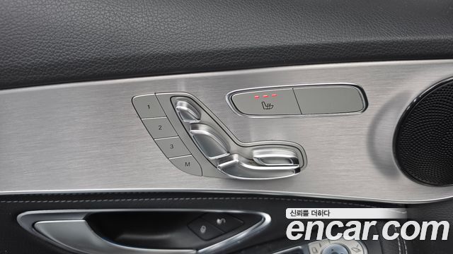 Mercedes-Benz C-Class 2016 — photo 28