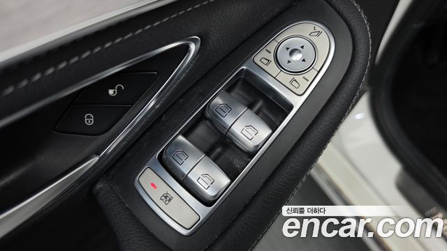 Mercedes-Benz C-Class 2016 — photo 29