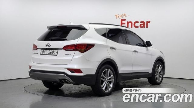 Hyundai Santafe 2016 — photo 2