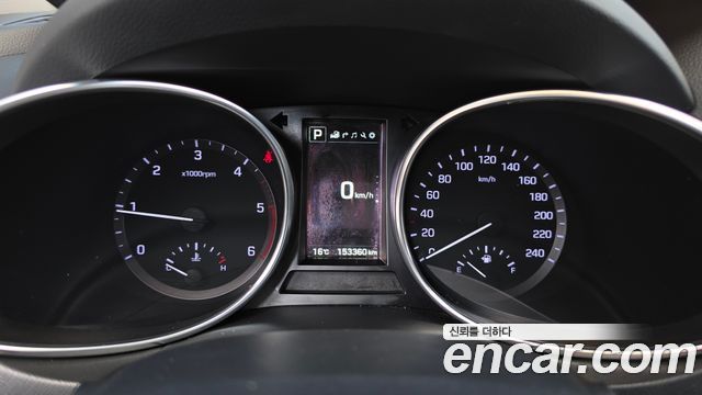 Hyundai Santafe 2016 — photo 8