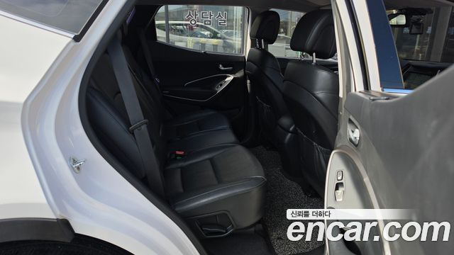 Hyundai Santafe 2016 — photo 11