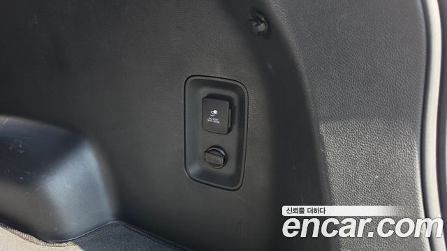 Hyundai Santafe 2016 — photo 17
