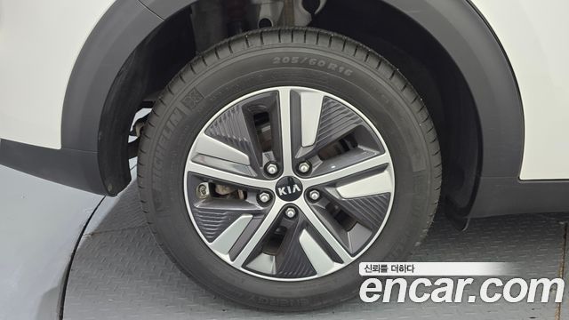 Kia Niro 2021 — photo 5