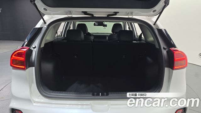 Kia Niro 2021 — photo 22