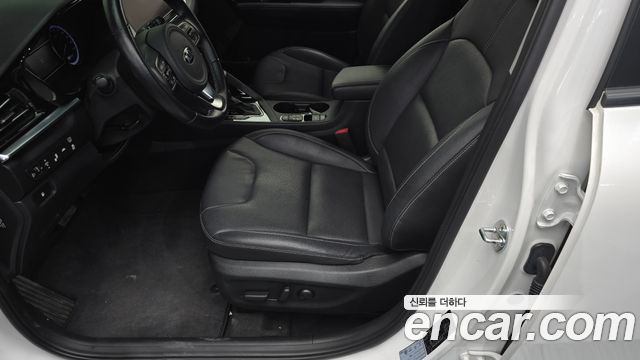 Kia Niro 2021 — photo 23