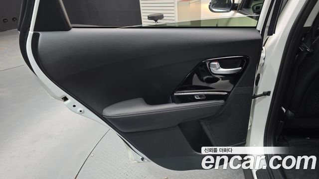 Kia Niro 2021 — photo 15