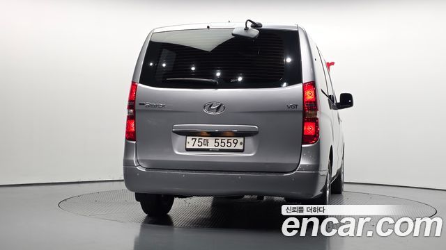 Hyundai Starex 2019 — photo 4