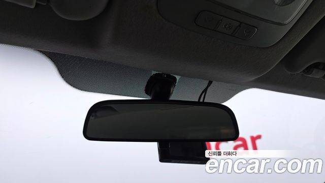 Hyundai Starex 2019 — photo 18