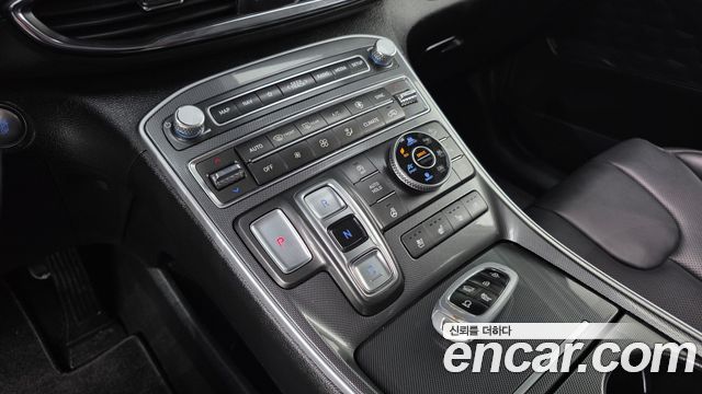Hyundai Santafe 2022 — photo 12